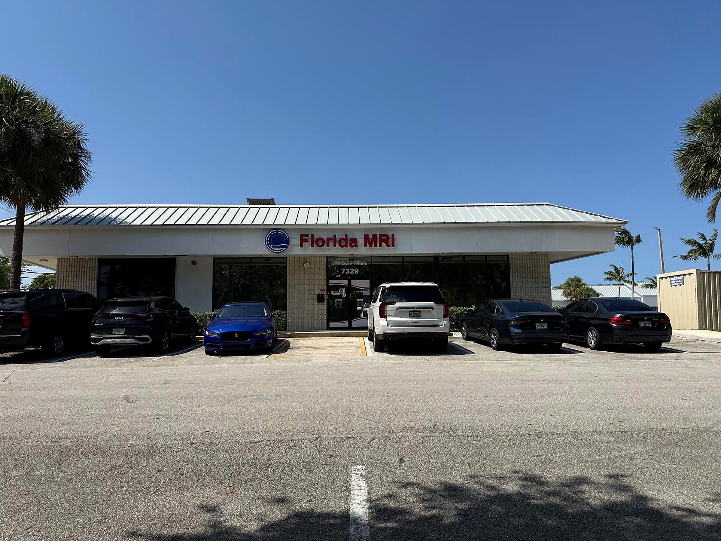 Florida MRI's diagnostic imaging office exterior in Lauderhill, Florida